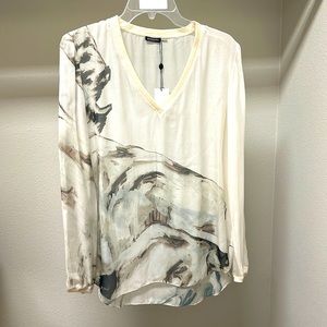 NWT MAGASCHONI Silk V-neck, Long sleeves blouse, size 12, off-white